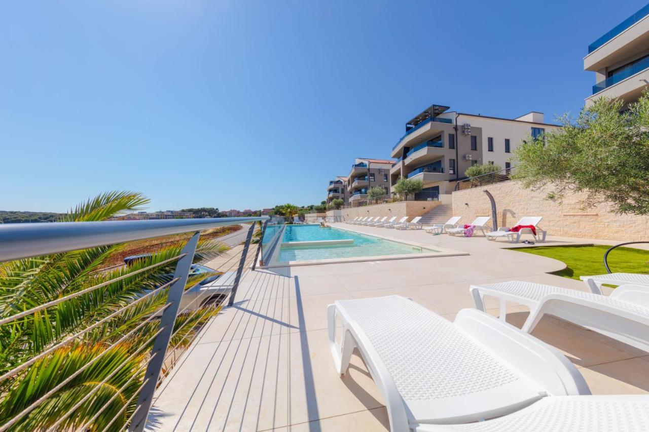 Apartman Oranz Banjole Extérieur photo
